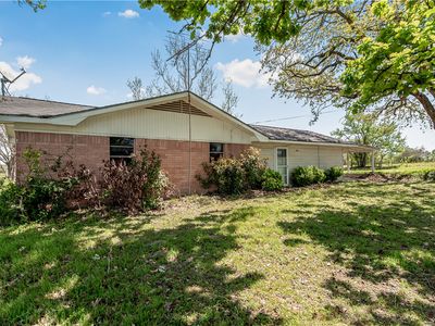 Property at 533 S Texas St, Milano, TX
