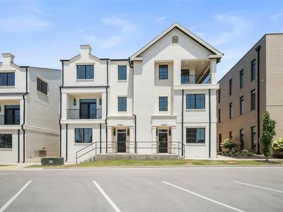 5183 & 5185 W Pauline Whitaker Pkwy