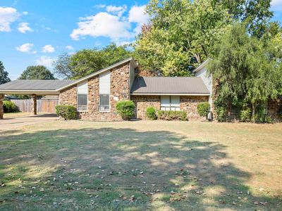 409 Blanton Dr