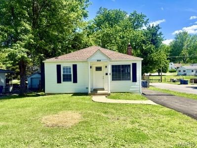 Property at 3554 Theresa Ave, Saint Ann, MO