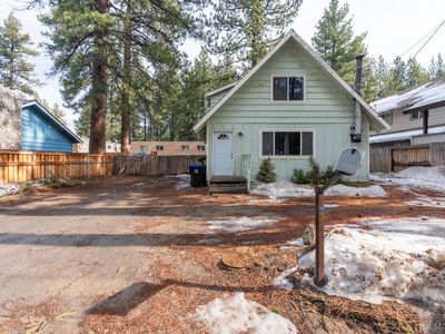 Property at 1195 Bonanza Ave, South Lake Tahoe, CA
