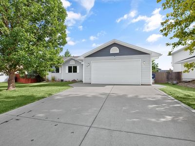 336 34th Ave NE