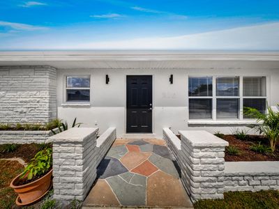 216 W Arbor Avenue