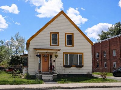 58 E Main St