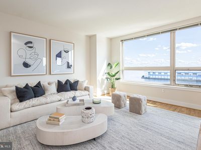 717 S Chris Columbus Blvd #1506