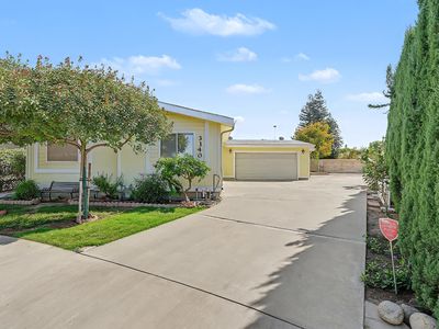 Property at 3140 S Parkwood Street, Visalia, CA