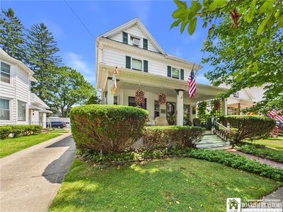 111 S 9th St