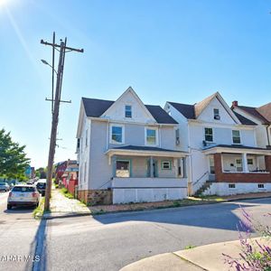 101 2nd Ave