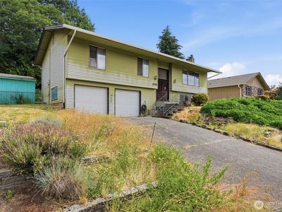 1016 NE 126th Street