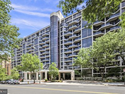 1530 Key Blvd APT 928
