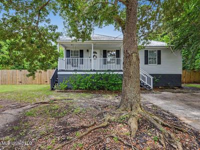Property at 203 McDonald Dr, Pass Christian, MS