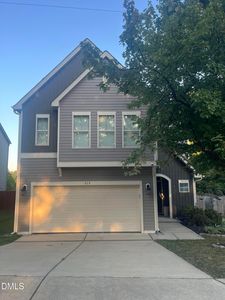 915 Award St