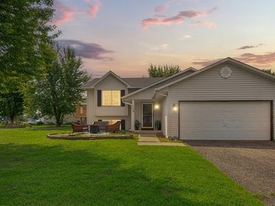 Property at 729 Heritage Ln, Belle Plaine, MN