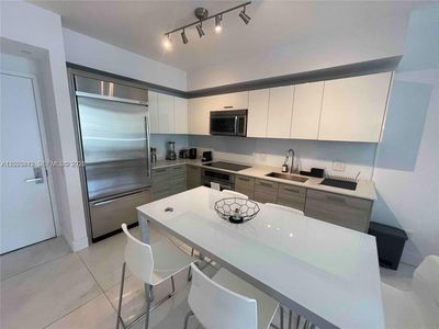 1300 Brickell Bay Dr APT 2304