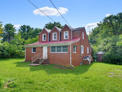 2030 Middlebrook Rd
