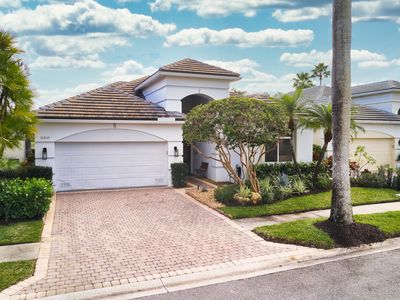 10855 Grande Boulevard