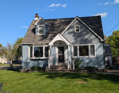 19 Kathryn St