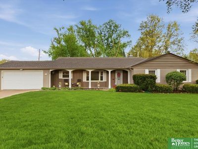 707 Parkwood Ln