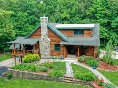 N128W12985 Highland ROAD