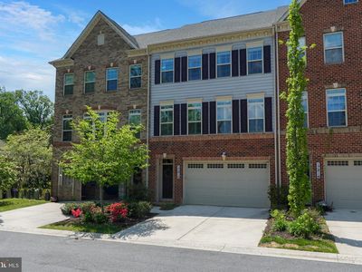 17812 Thomas Village Ln
