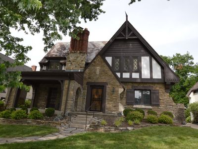 806 Mannington Ave