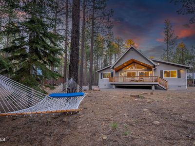 2772 Larson Loop