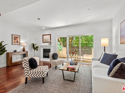 15206 Burbank Blvd APT 108