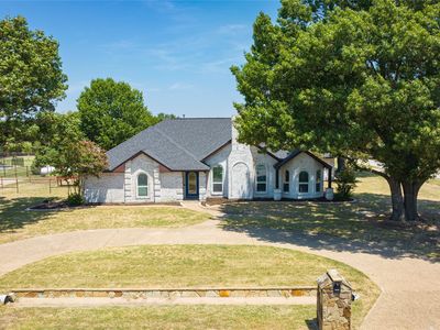 14205 Red Wood Cir N