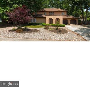 Property at 5 Eastwood Ct, Voorhees, NJ