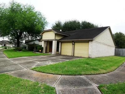 1467 Hunters Park Dr