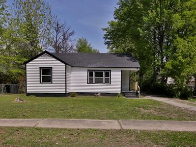 1912 N McAuley Dr