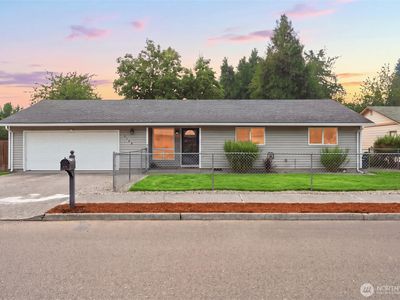 2102 NE 96th Court N