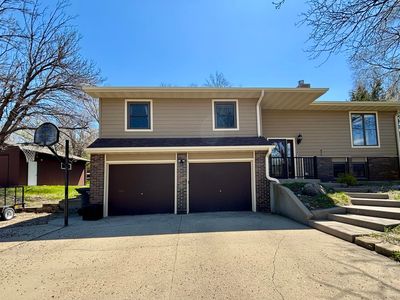 107 River Rd