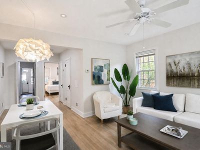 2228 40th St NW APT 2