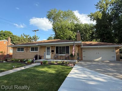 Property at 28369 Pembroke St, Livonia, MI