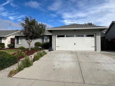 4389 Indigo Dr