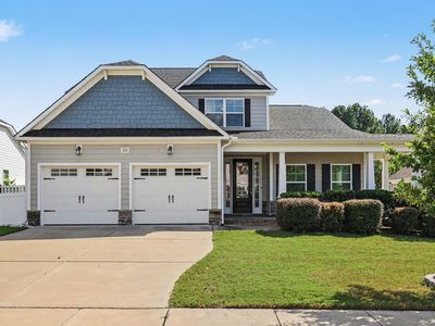 712 Twin Star Ln