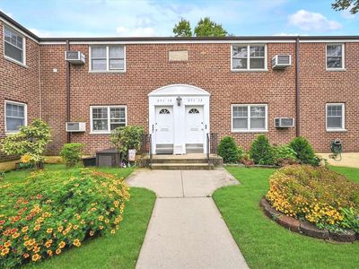 251-12 58 Avenue # 22