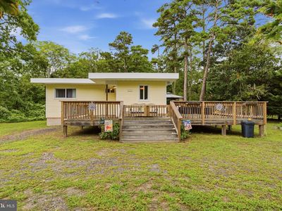 124 Academy Ln