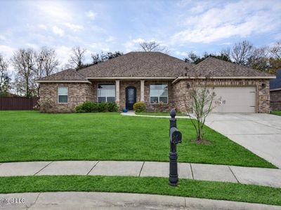 7961 Village Green Dr