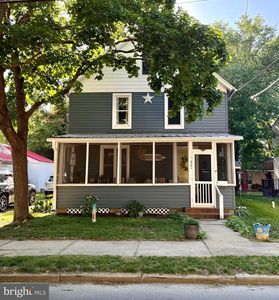 222 S 2nd St