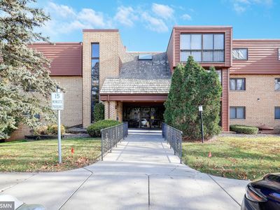 1011 41st Ave NE APT 306