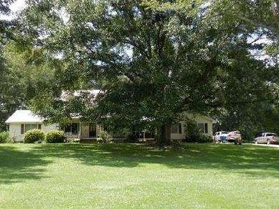 121 S Lake Dr