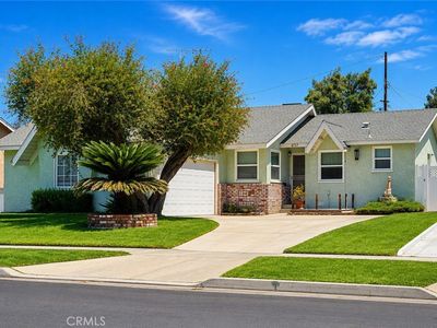 4737 Toyon Rd