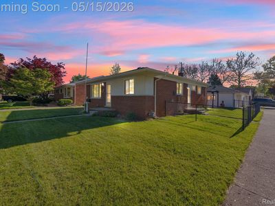 Property at 8610 N Evangeline St, Dearborn Heights, MI