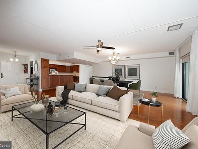 20925 Valley Forge Cir #925