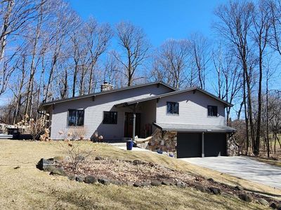 W2160 Debra COURT