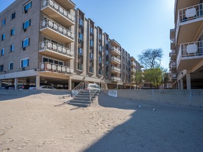 2772 E 75th St UNIT 2FN