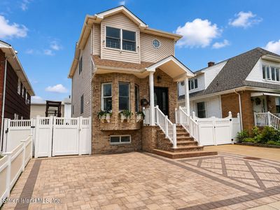 198 Willowbrook Rd