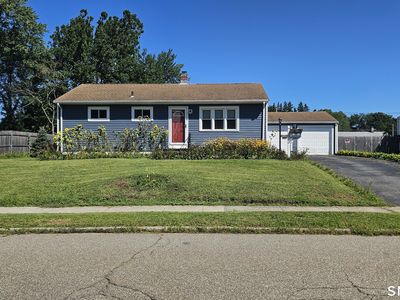 32 Riverdale Road